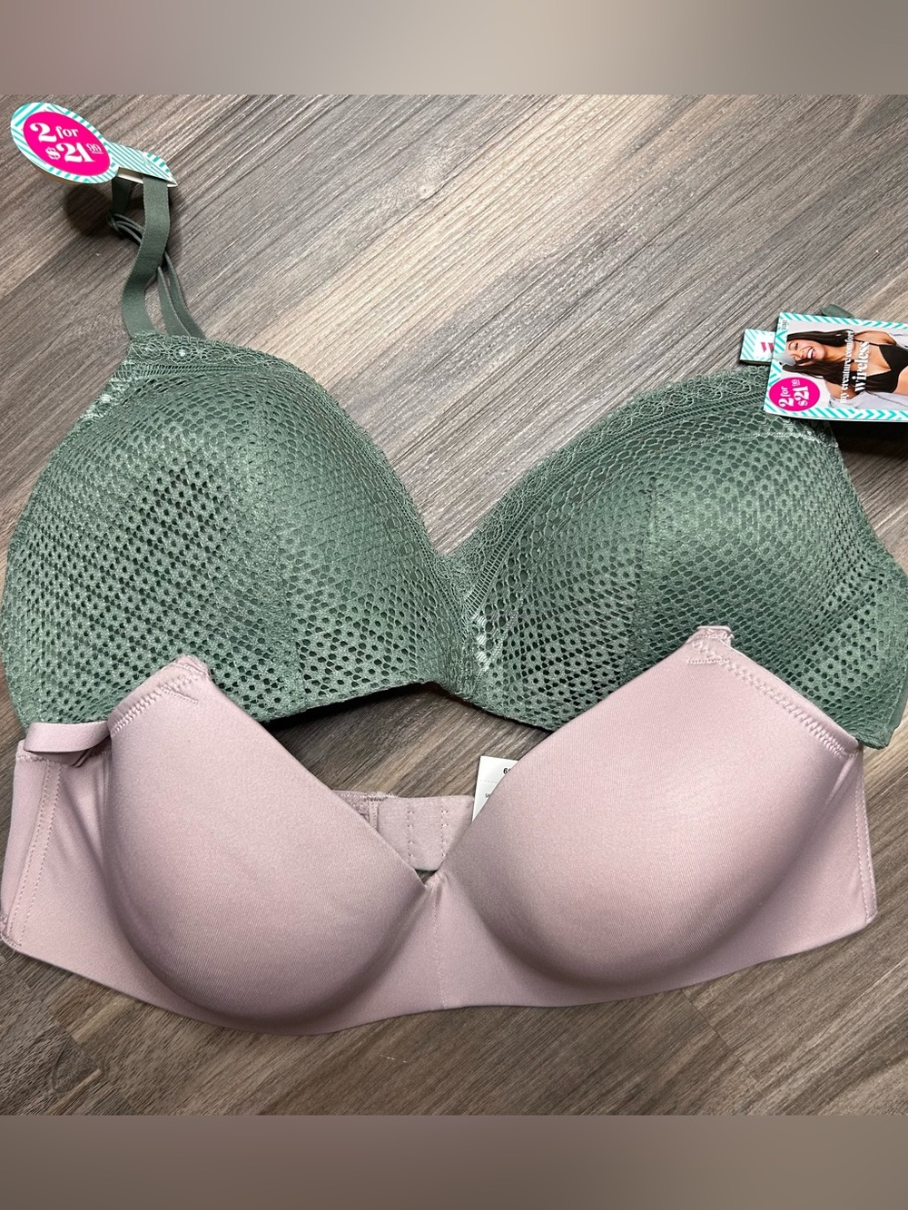 Maidenform Olive Green Lace Wireless Bra Duo